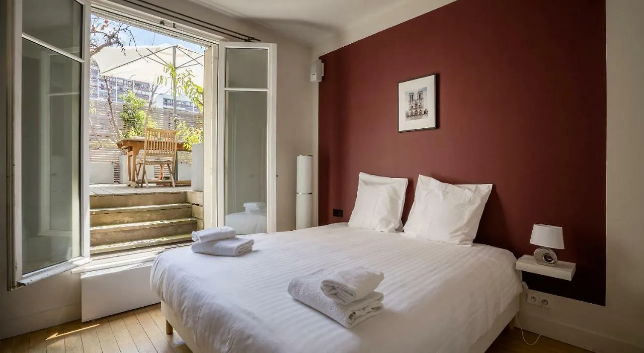 Luxe Batignolles Villa Parijs