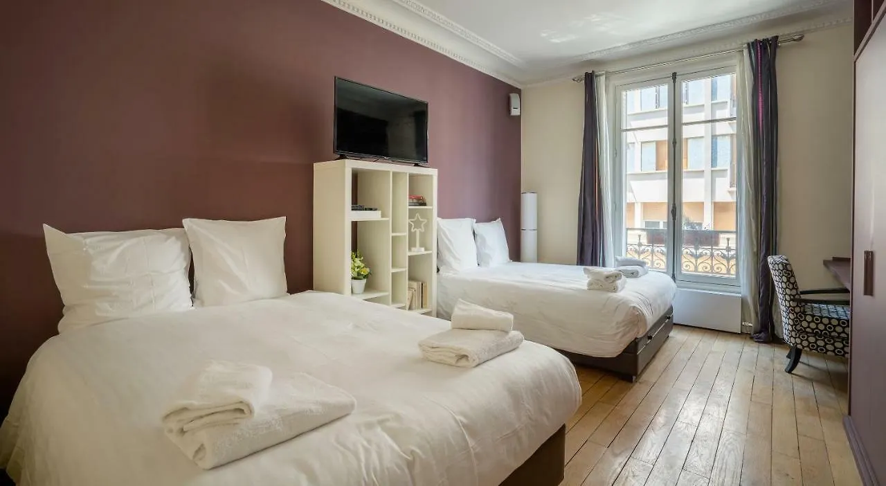 Luxe Batignolles Villa Paris