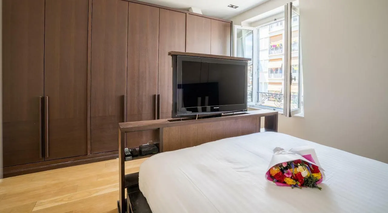 Vila Luxe Batignolles *